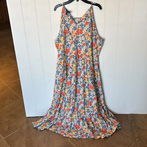Chaps Floral Maxi Dress in Blue, Red, Yellow, White - Picture 4 of 6